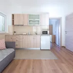 Apartman Rilovic, And Sea View