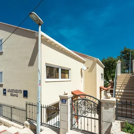 Apartman Rilovic, And Sea View