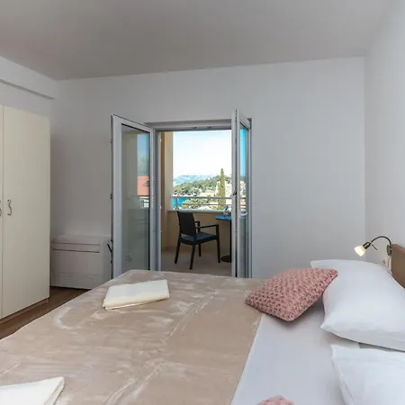 Апартаменты Rilovic, And Sea View