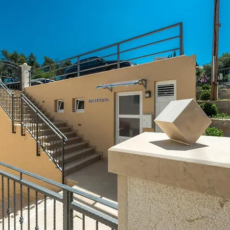 Apartment Rilovic, And Sea View Cavtat