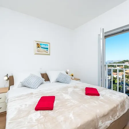 Rilovic, And Sea View קאבטאט