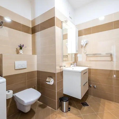 Rilovic, And Sea View דירה קאבטאט